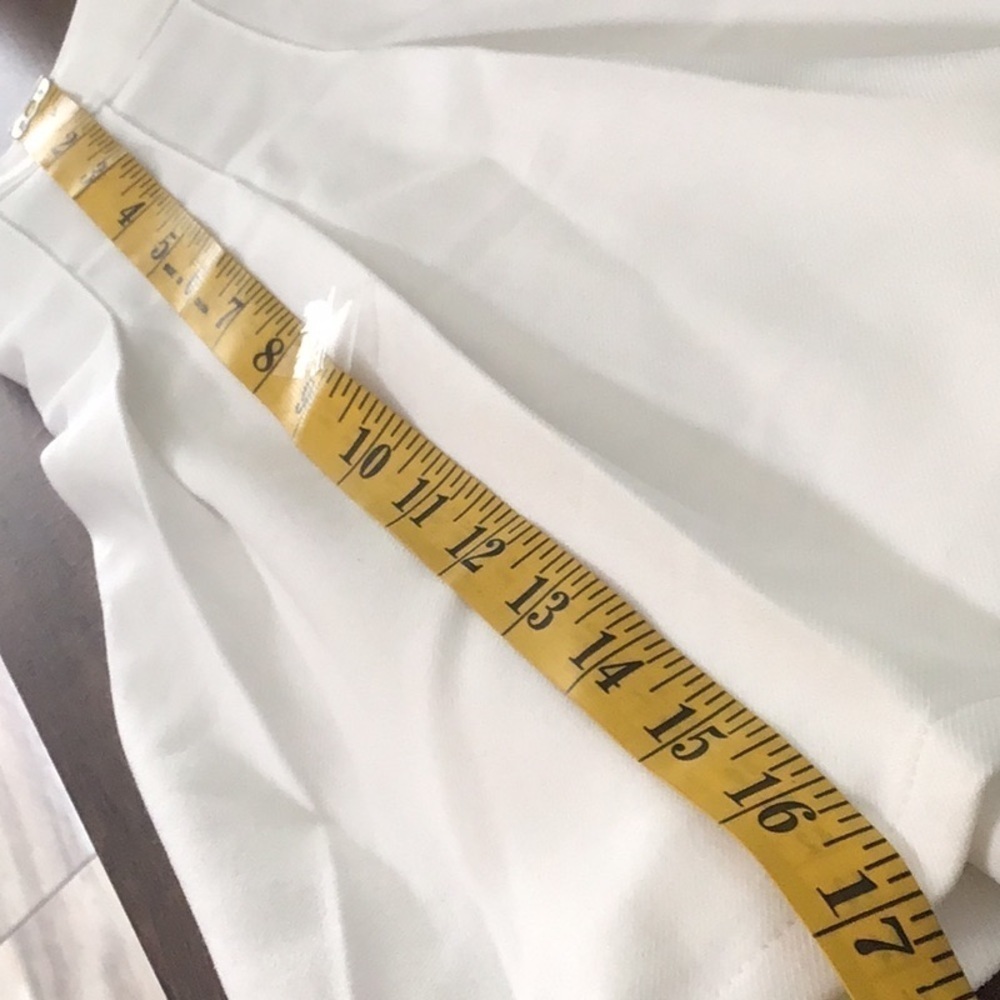 Hollister California Ultra Rise White Pleated Mini Skirt - Picture 10 of 11